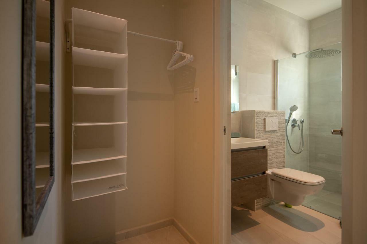 Hideout Suites - From Eagle Beach Palm Beach Extérieur photo